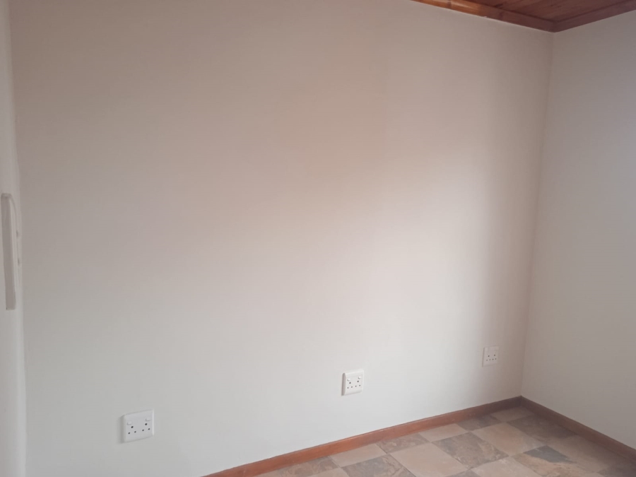 To Let 2 Bedroom Property for Rent in Top Town Eastern Cape